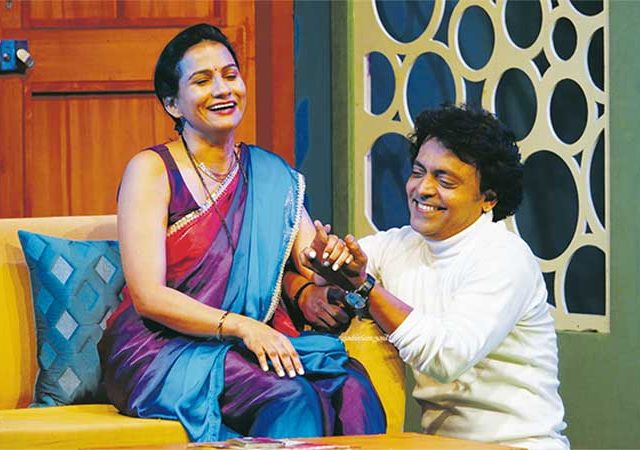 पैशाचं सोंग कमी पडलं...!