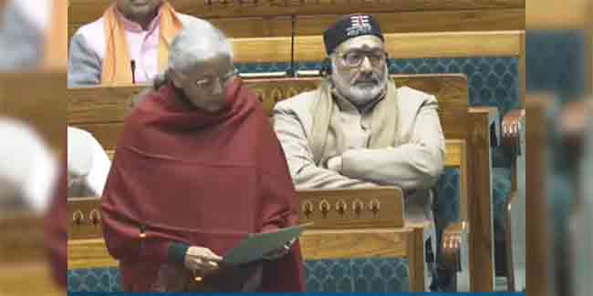 अर्थसंकल्प सादर करण्यापूर्वी संसदेत नुकतेच आर्थिक सर्वेक्षण २०२५-२६ सादर! वाचा ‘हे’ ४० महत्वाचे मुद्दे एका क्लिकवर!
