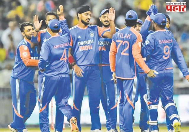 भारताचे विजयी आघाडीकडे लक्ष्य