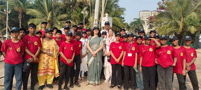 महानगरपालिकेच्‍या शालेय विद्यार्थ्यांना नौकानयन क्रीडा प्रशिक्षण