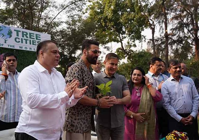 मुंबईत स्वच्छतेबाबतच्या स्पर्धा भरवणार, मुंबईला पहिल्या क्रमांकावर आणणार