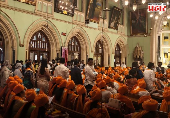 काँग्रेसने पहिल्याच सभागृहात उबाठाचा मीटर केला डाऊन