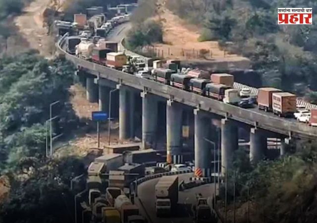 Mumbai Pune Expressway Traffic: तब्बल ३२ तासानंतर मुंबई-पुणे एक्स्प्रेसवेवरील वाहतूक पूर्ववत