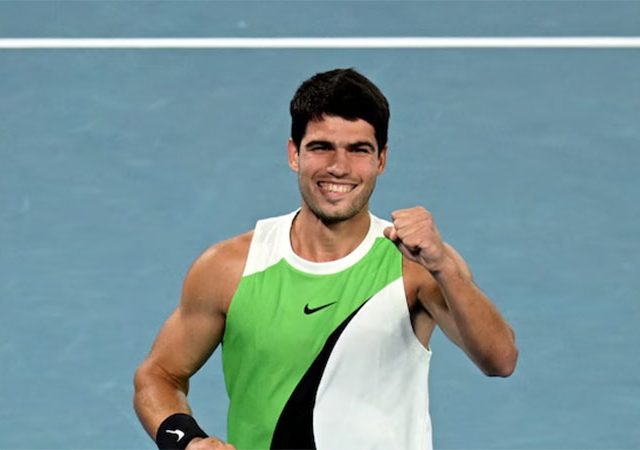 अल्काराझने जोकोविचचा 'नॉन-स्टॉप' प्रवास रोखला, टेनिस विश्वात नव्या पर्वाचा उदय