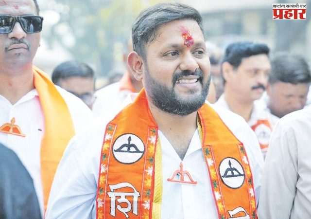 शिवसेनेच्या गटनेतेपदी अमेय घोले