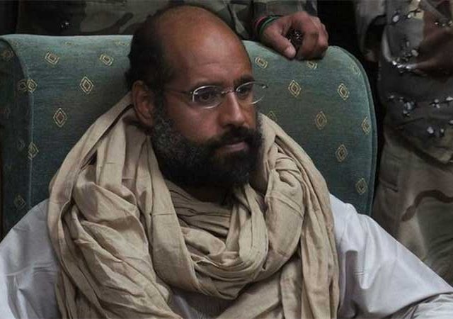 लिबियावर ४२ वर्षे राज्य करणाऱ्या हुकूमशहाच्या मुलाची हत्या