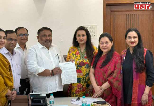 सिने कलाकारांसाठी स्वतंत्र नियमावली तयार करण्यात येणार : कामगार मंत्री आकाश फुंडकर