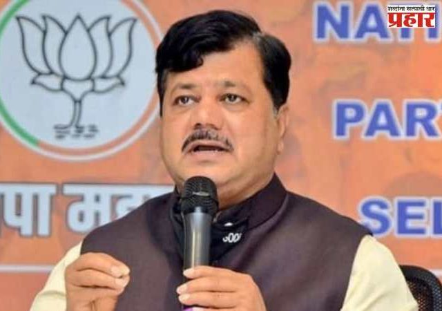 शिक्षकांवरील प्रशासकीय कामांचे ओझे कमी करण्यासाठी काय केलं? आमदार प्रवीण दरेकर यांचा सवाल