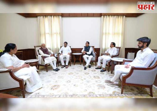 उपमुख्यमंत्री सुनेत्रा पवार दोन्ही चिरंजीवांसह दिल्लीत मोदी-शहांच्या भेटीला - आधी प्रफुल्ल पटेल यांच्या निवासस्थानी ‘चाय पे चर्चा’; तटकरेंनी फेटाळल्या विलिनीकरणाच्या चर्चा