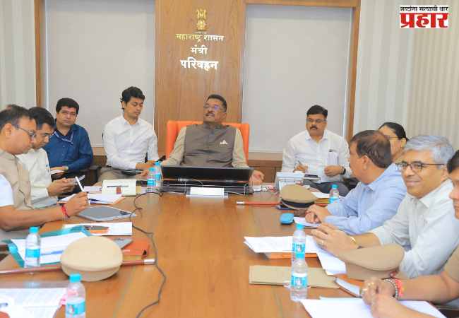 राज्यभर अवजड वाहनांवर धडक तपासणी मोहीम राबवा, अपघात रोखण्यासाठी परिवहन मंत्री प्रताप सरनाईकांचे कडक निर्देश