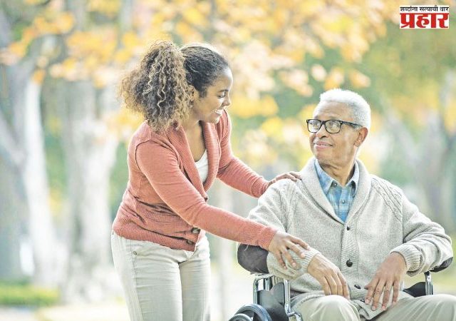 वृद्धांसाठी १,५०,००० नवीन काळजीवाहक