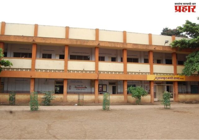 मराठी शाळा व संस्कृती वाचवणार कोण?