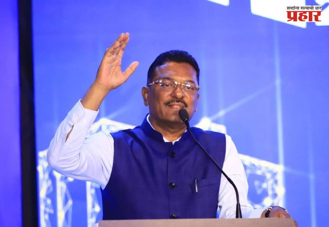 सेवानिवृत्त एस.टी. कर्मचाऱ्यांना पत्नीसह वर्षभर मोफत प्रवास करता येणार; मंत्री प्रताप सरनाईकांनी दिली माहिती