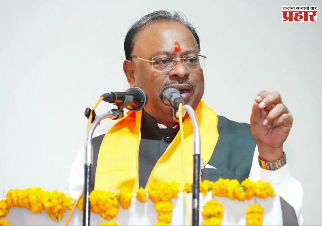 नंदूरबार,छत्रपती संभाजीनगरमधील गैरव्यवहारासाठी 'एसआयटी स्थापन; महसूलमंत्री चंद्रशेखर बावनकुळे यांची विधान परिषदेत घोषणा