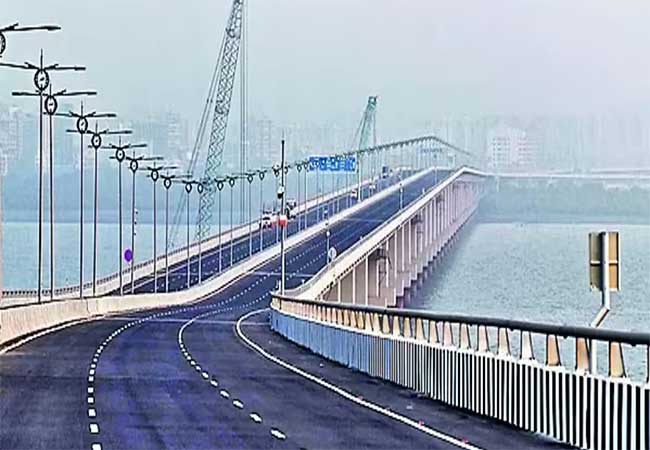 अटल सागरी सेतूवरून २६ महिन्यांत २ कोटी वाहनांचा प्रवास!