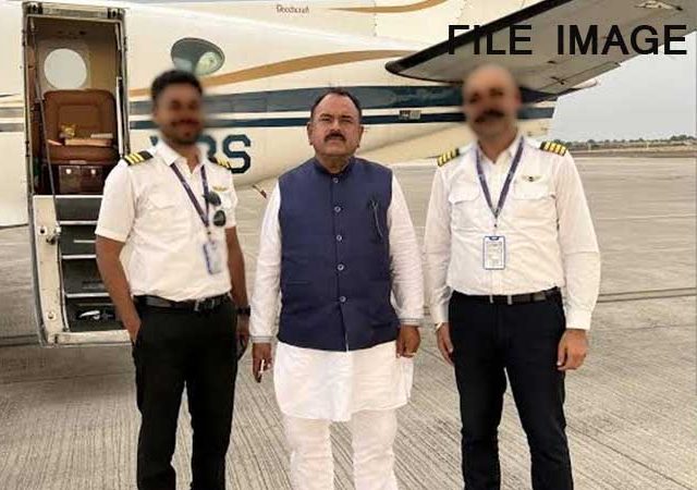 बलात्कार प्रकरणी ज्योतिषी खरातला अटक