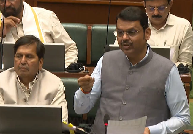 ‘महाराष्ट्राची अर्थव्यवस्था दोन वर्षांत ‘युएई’ आणि सिंगापूरपेक्षा मोठी होणार’