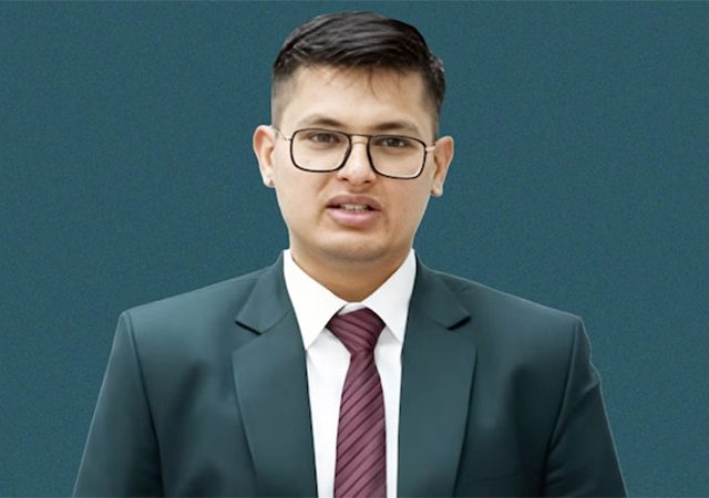 राजस्थानमधील डॉ. अनुज अग्निहोत्री पहिल्याच प्रयत्नात यूपीएससी टॉपर!