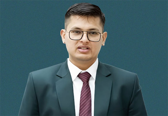 राजस्थानमधील डॉ. अनुज अग्निहोत्री पहिल्याच प्रयत्नात यूपीएससी टॉपर!