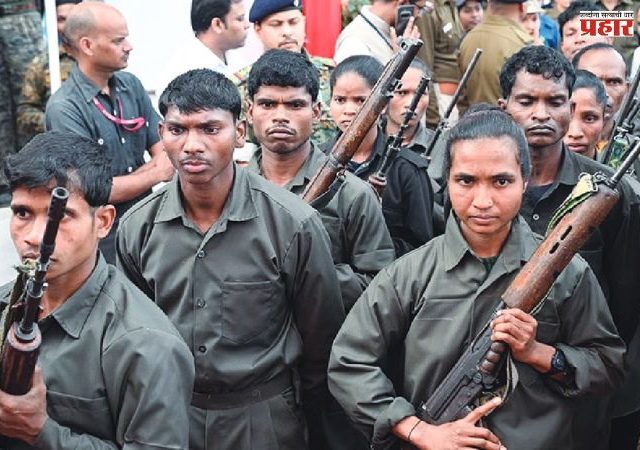 गडचिरोली :  ११ जहाल माओवाद्यांनी केले आत्मसमर्पण