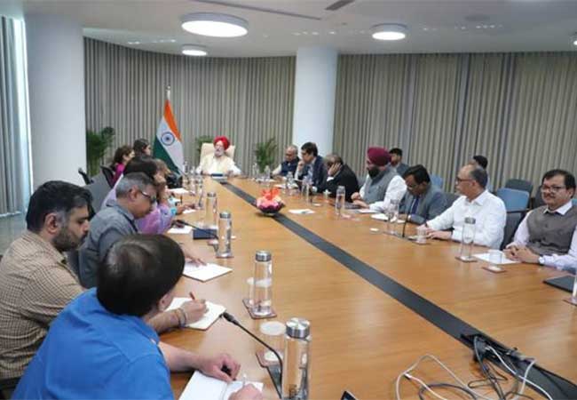 मध्य पूर्वेतल्या बदलत्या परिस्थितीच्या पार्श्वभूमीवर भारत ऊर्जेसंदर्भात पूर्णपणे सज्ज