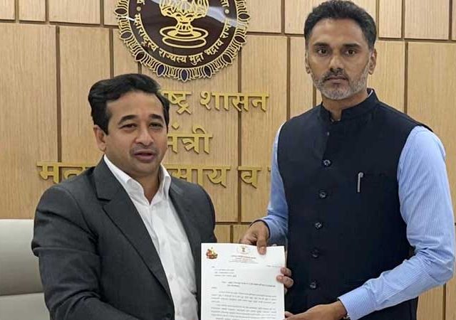 दापोलीतील हर्णे बंदराला सागरी रो-रो सेवेचा थांबा मिळावा राज्यमंत्री योगेश कदम यांची मागणी