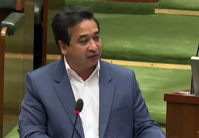 ‘मत्स्य उत्पादन आणि जलवाहतुकीत महाराष्ट्र वर्षभरात पहिल्या तीन राज्यांत असेल’