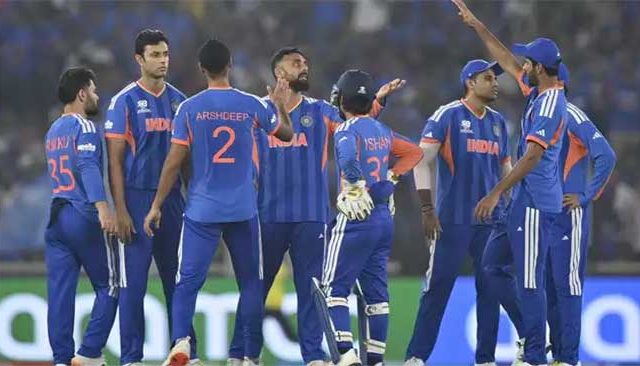 भारत ऐतिहासिक कामगिरी करणार ?