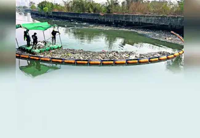 समुद्रात जाणारा कचरा रोखण्यासाठी आवश्यक त्याठिकाणी ‘ट्रॅश बूम’