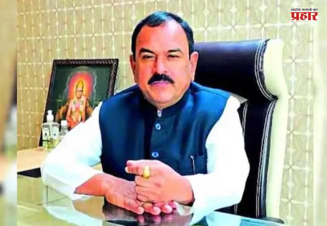Ashok Kharat Case : भोंदू खरात प्रकरण भोवलं, बड्या पदावरील व्यक्तीच्या राजीनाम्याने खळबळ