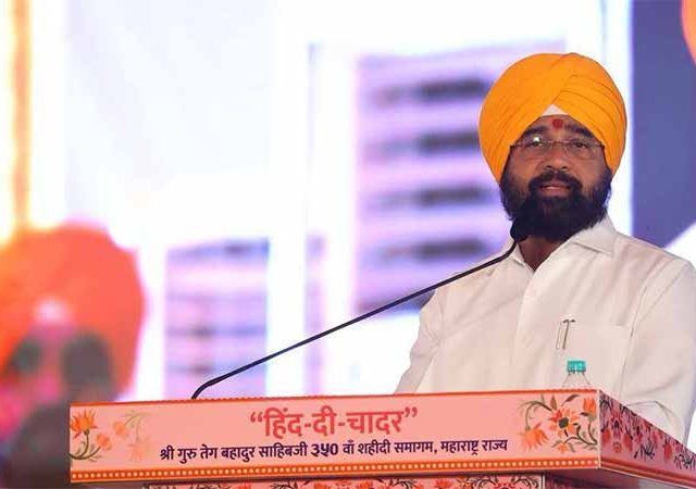 “धर्मासाठी शिर दिले पण तत्त्वांशी तडजोड केली नाही”