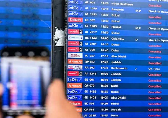 पश्चिम आशियातील संघर्षामुळे दीड हजारांपेक्षा जास्त उड्डाणे रद्द