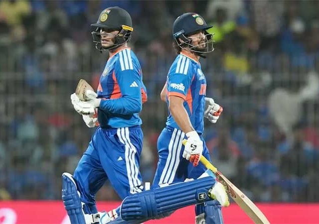 भारत-न्यूझीलंड महामुकाबल्यासाठी ऑनलाइन बुकींगला गर्दी