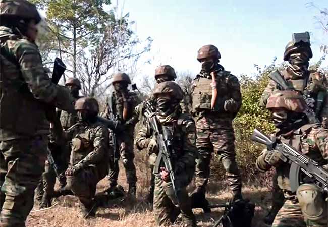 उरीमध्ये घुसखोरीचा प्रयत्न उधळला, पाकिस्तानी दहशतवादी ठार