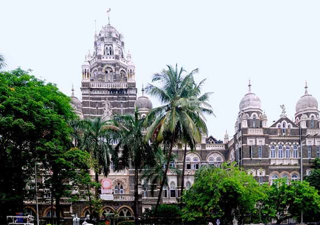 पश्चिम रेल्वेच्या ४ विशेष सुपरफास्ट गाड्या!