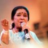 Asha Bhosle : ज्या गाण्याला बॅन करण्यात आलं त्याच गाण्यानं मिळवून दिला पुरस्कार