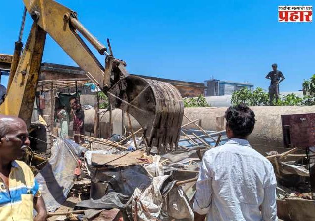 BMC News : वांद्रे ते सांताक्रझ पूर्व परिसरात कारवाईचा धडाका, वांद्र्यातील जलवाहिनींचा विळखा सोडवला