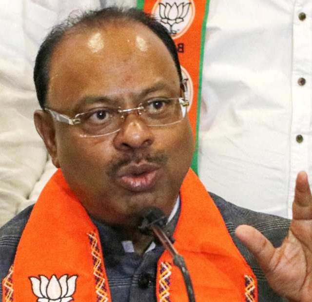 Chandrashekhar Bawankule : खाण परवानग्यांचे अधिकार आता थेट जिल्हाधिकाऱ्यांकडे