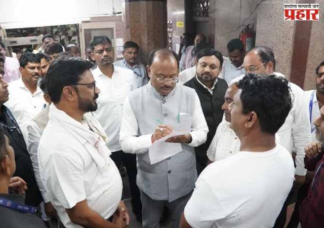 Revenue Minister Bawankule : अनेकदा व्हरांड्यात झोपलो पण हार मानली नाही..! महसूलमंत्री बावनकुळे आमदार निवासातील आठवणींत रमले