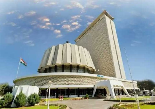 MLC Election : विधान परिषदेसाठी भाजपची १४ नावांची सुधारित यादी दिल्लीला