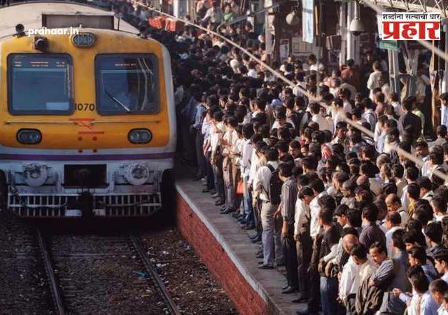 Mumbai Local : कल्याण स्थानकात तांत्रिक बिघाड; मध्य रेल्वेची वाहतूक विस्कळीत, प्रवाशांचा खोळंबा