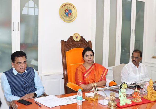 मुंबईतील १९८५ ते २०२५ पर्यंतच्या आरक्षित वास्तूंचा शोध घ्या, कागदपत्रे तपासा; महापौरांचे प्रशासनाला आदेश