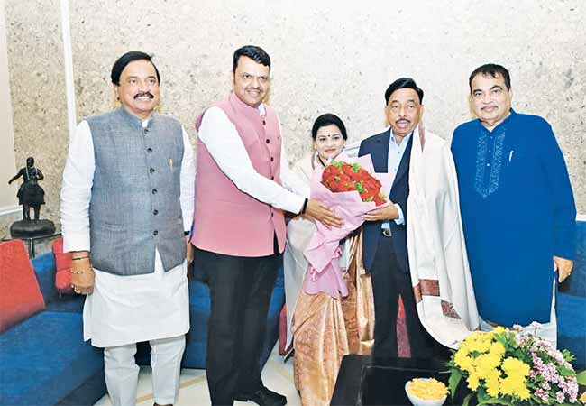 खासदार नारायण राणे यांना वाढदिवशी मुख्यमंत्र्यांनी अशा दिल्या शुभेच्छा