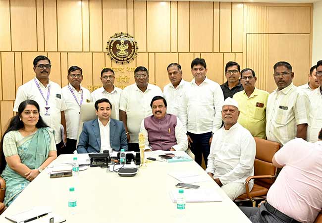 Resolve the problems of fishermen in Shrivardhan Taluka on a priority basis