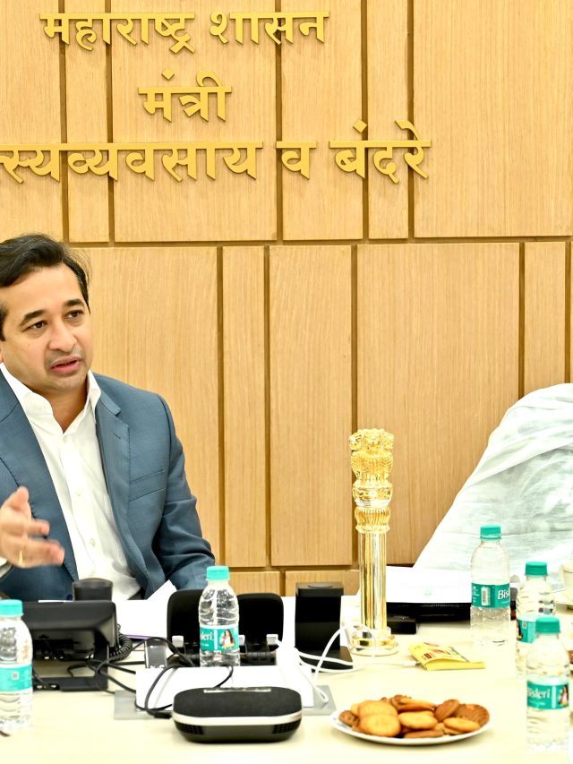 मच्छीमारांच्या प्रश्नांबाबत शासन सकारात्मक - मस्त्ययव्यवसाय व बंदरे मंत्री नितेश राणे; प्लास्टीक मुक्त कोळीवाडा मोहीम राबविण्याचे आवाहन