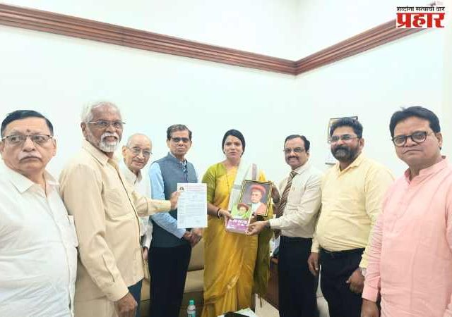 Bmc News, Vashi Gateway : वाशी प्रवेशद्वाराला मुंबईचे आद्य शिल्पकार नाना शंकरशेट यांचे नाव प्रतिष्ठानने केली महापौरांकडे मागणी