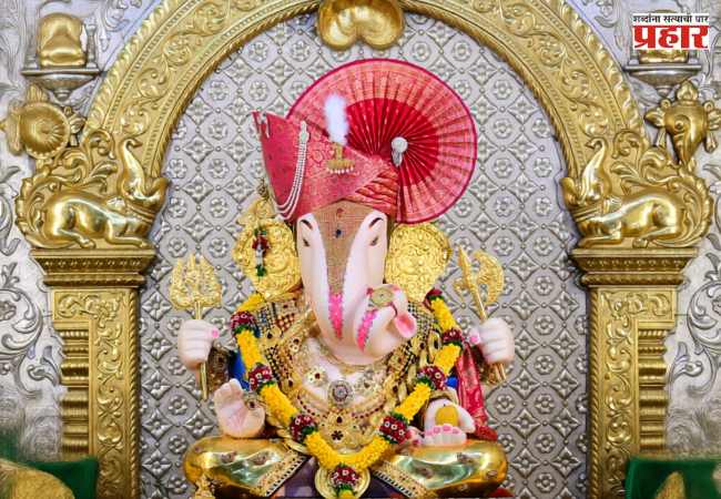 Dagdudsheth Mandir : श्रीमंत दगडूशेठ हलवाई गणपतीला ११ हजार आंब्यांचा महानैवेद्य