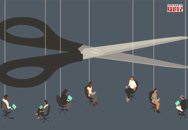 IT Layoffs : आयटी क्षेत्राचा ‘ब्लॅक वेन्सडे’: तब्बल ३० हजार कर्मचाऱ्यांना एका झटक्यात कंपनीकडून मिळालं नारळ!