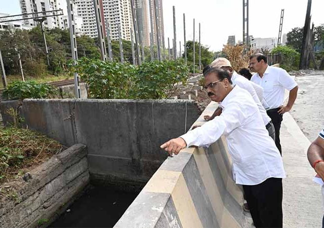 Flood Free Mumbai : मुंबई पूरमुक्त करण्यासाठी महानगरपालिका आणि रेल्वे प्रशासनामधील समन्वय आवश्यक