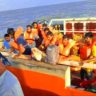 Colaba Rescue : कुलाबा दीपगृहाजवळ बुडणाऱ्या टगबोटमधील ९ जणांना CISF कडून जीवदान; थरारक रेस्क्यू ऑपरेशनचा VIDEO व्हायरल